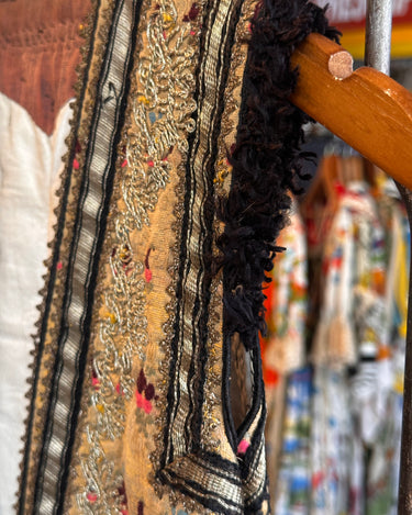 Embroidered Long Vest Grand Leaners