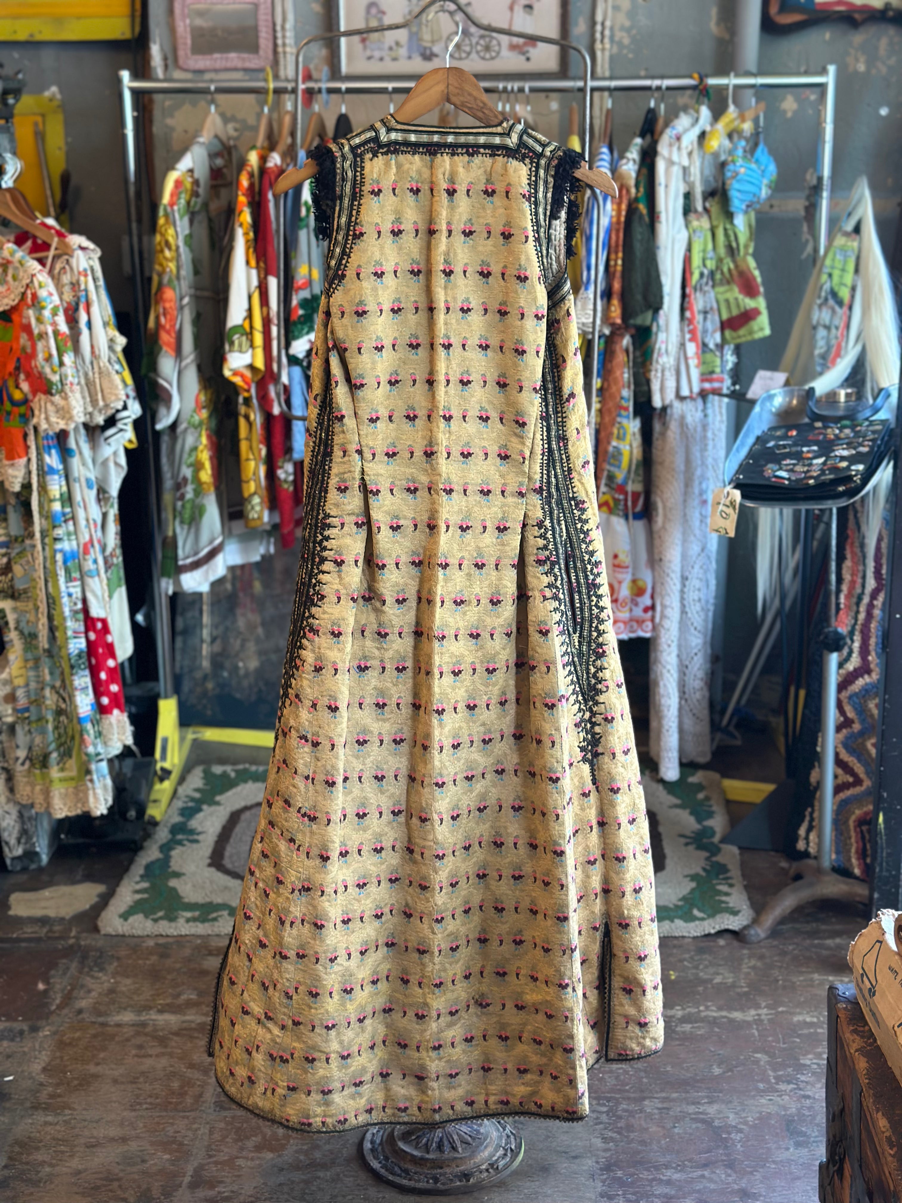 Embroidered Long Vest Grand Leaners