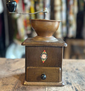 German Engineered Antique Style Coffee Grinder Grand Leaners