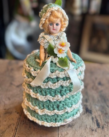 Grandma Made Toilet Paper Dollcover Grand Leaners